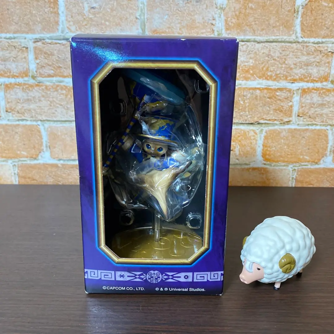 モンスターハンター USJ ユニバ　オトモアイルー フィギュア　新品未開封 Amazon | オトモアイルー ユニバーサルスタジオジャパン 限定vre