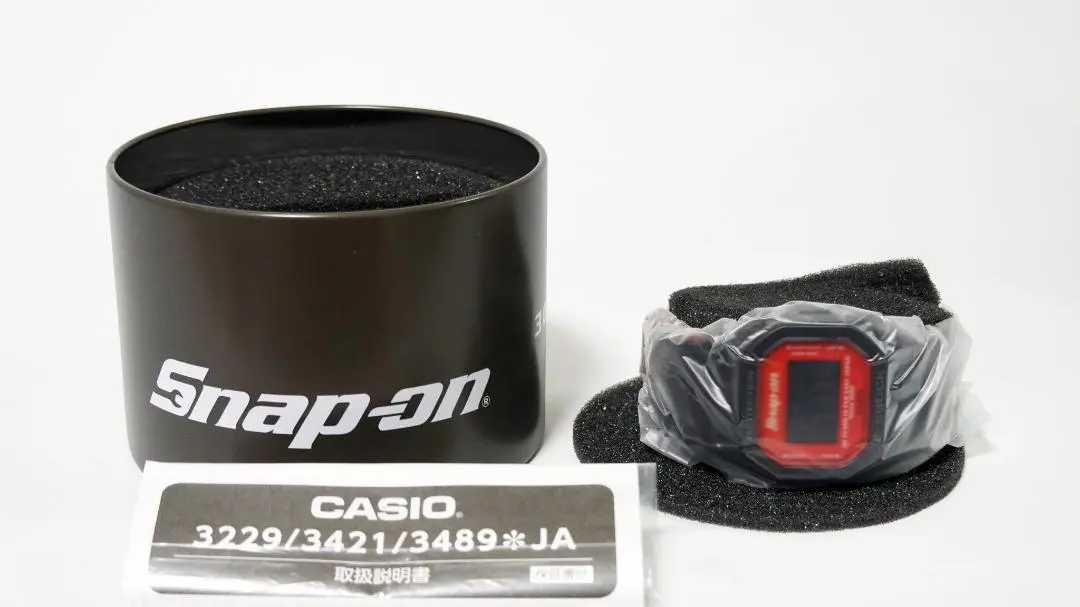 急がれてください。Snap-on G-SHOCK WR200M 腕時計