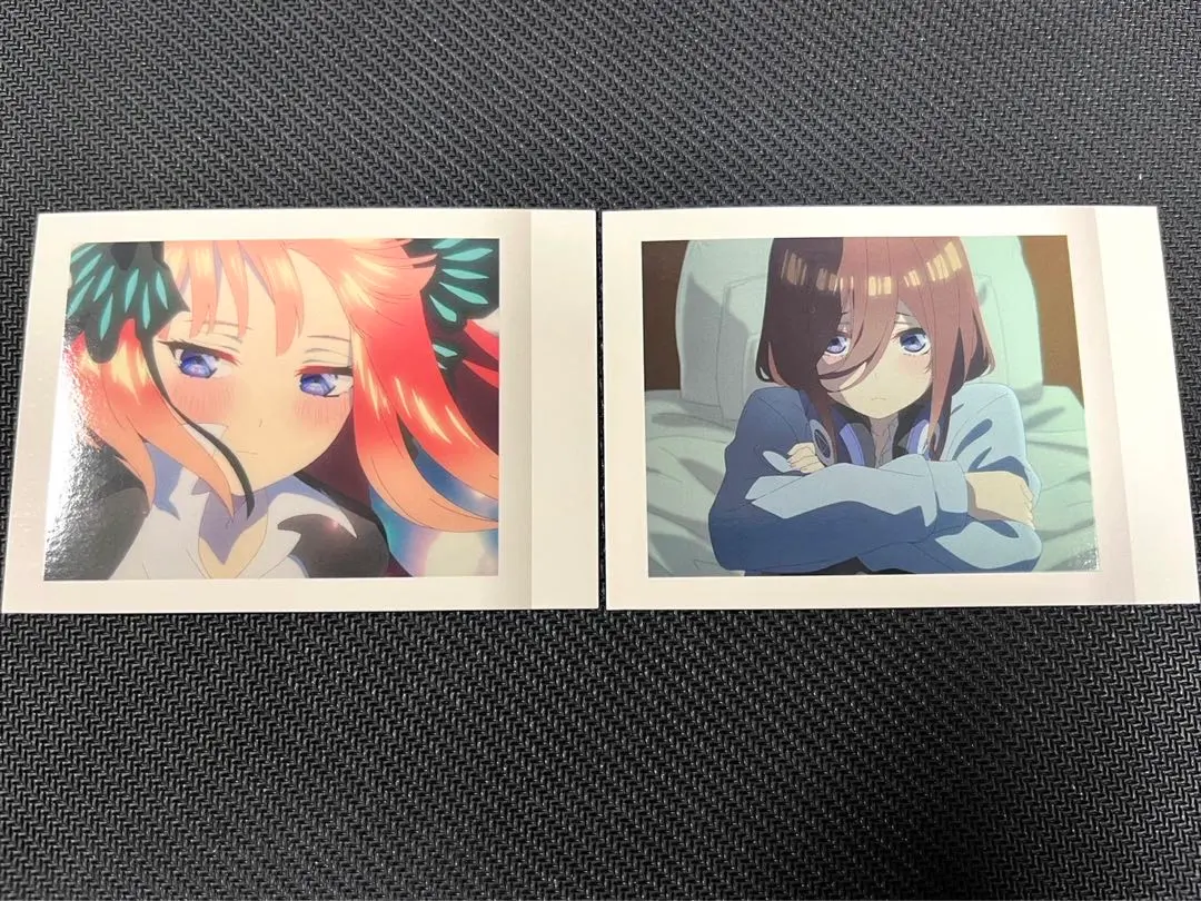 Thumbnail of The Quintessential Quintuplets - Nino & Miku PASHAKORE (Trading Card) - Set of 2