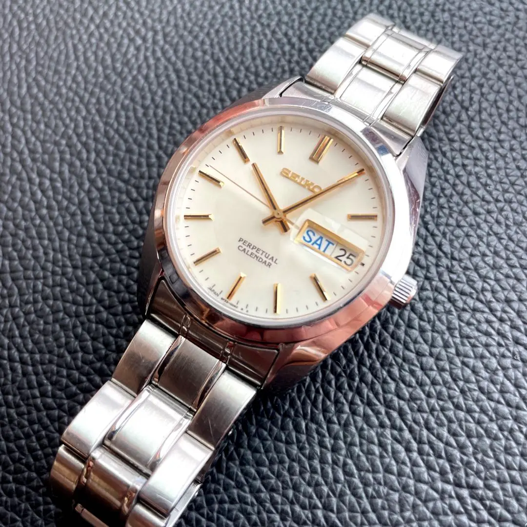 SEIKO セイコー パーペチュアルカレンダー クォーツ【8F33-0040