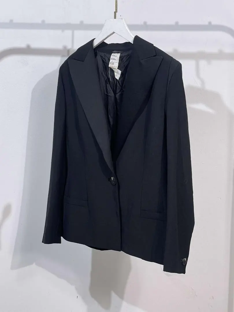 GIANNI VERSACE ブラック テーラードジャケット 楽天市場】versace テーラードジャケットの通販