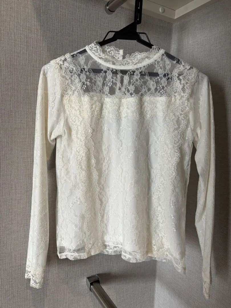 Thumbnail of Majestic Legon top, white