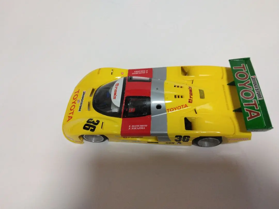 ノ*シ様 日模スロットカーレーシングコースとカレラ製1/24スロットカー2台のセ ノ*シ様 日模スロットカーレーシングコースとカレラ製1/24