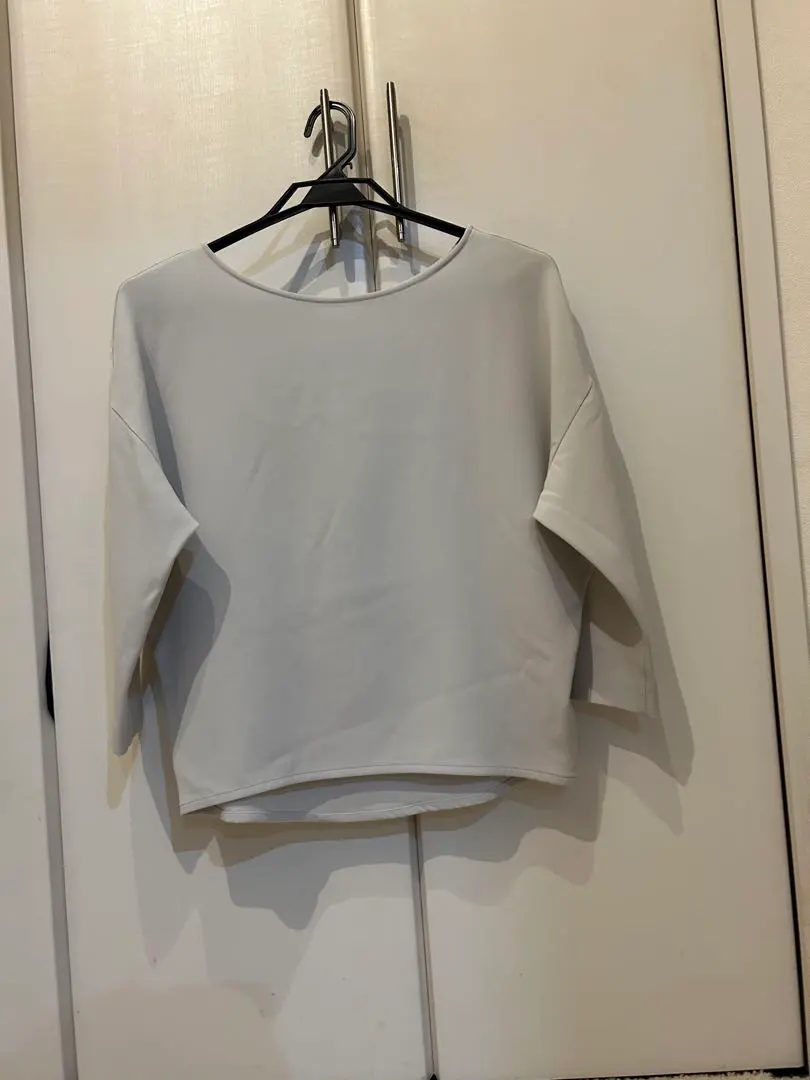 Thumbnail of soéju Light Gray 3/4 Sleeve Top