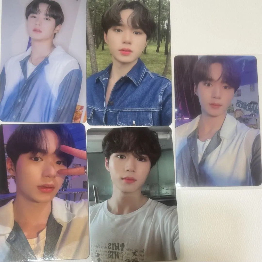 WEi 金曜俊 youth 線下簽售特典 封入小卡套組 的縮圖