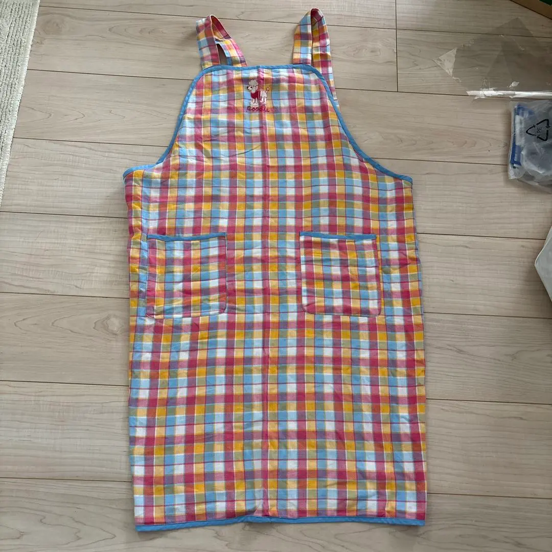 Thumbnail of Checkered apron