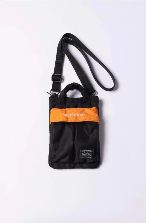 バッグ vaultroom PORTER LEATHER GAMING BAG ORG vaultroom × PORTER LEATHER GAMING BAG / ORG – VAULTROOM