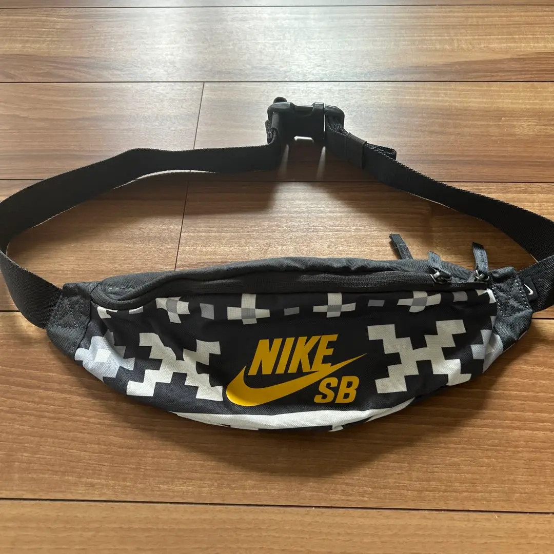 2025年最新】NIKE SB ボディバッグ・ウエストポーチの人気