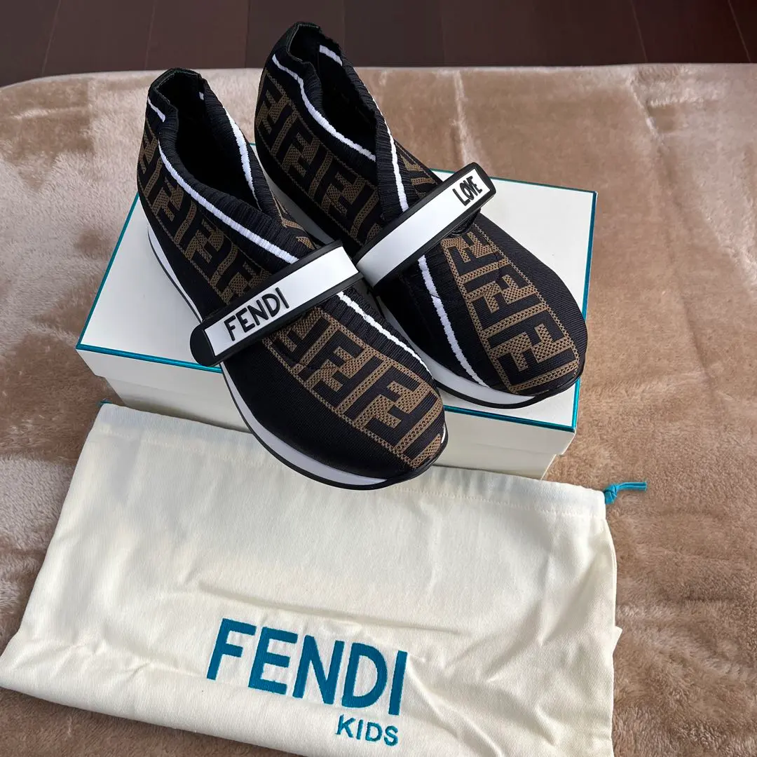 極美品 FENDI KIDS スニーカー サイズ19cm ズッカ 楽天市場】フェンディ ズッカ（スニーカー｜レディース靴）：靴