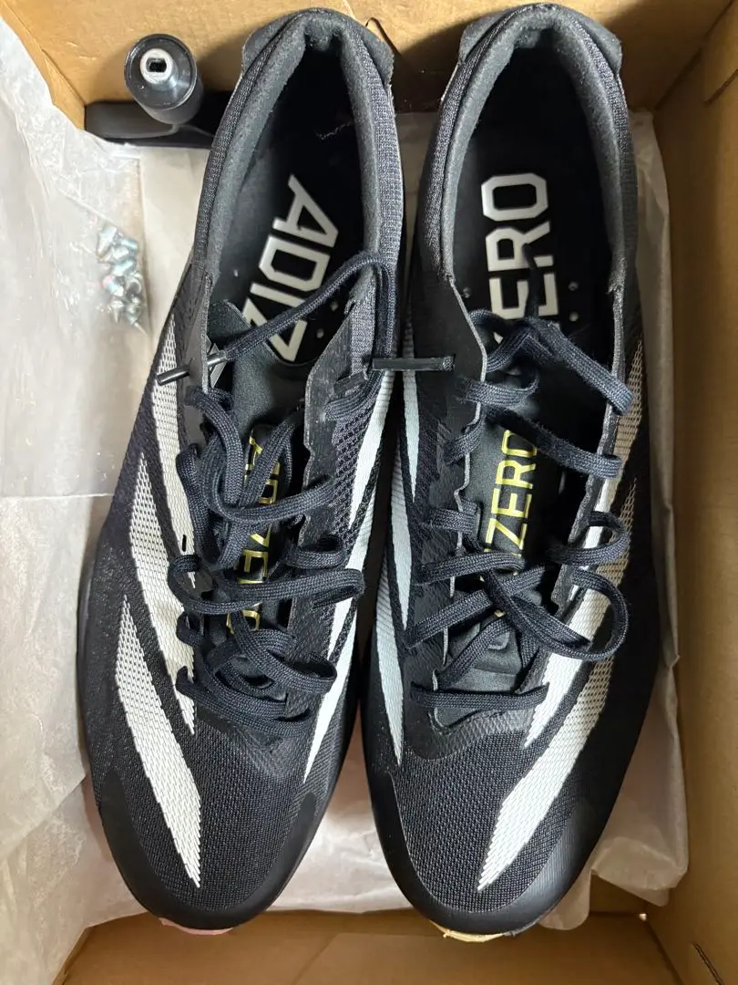 アディゼロ フィネス / ADIZERO FINESSE 27.5cm