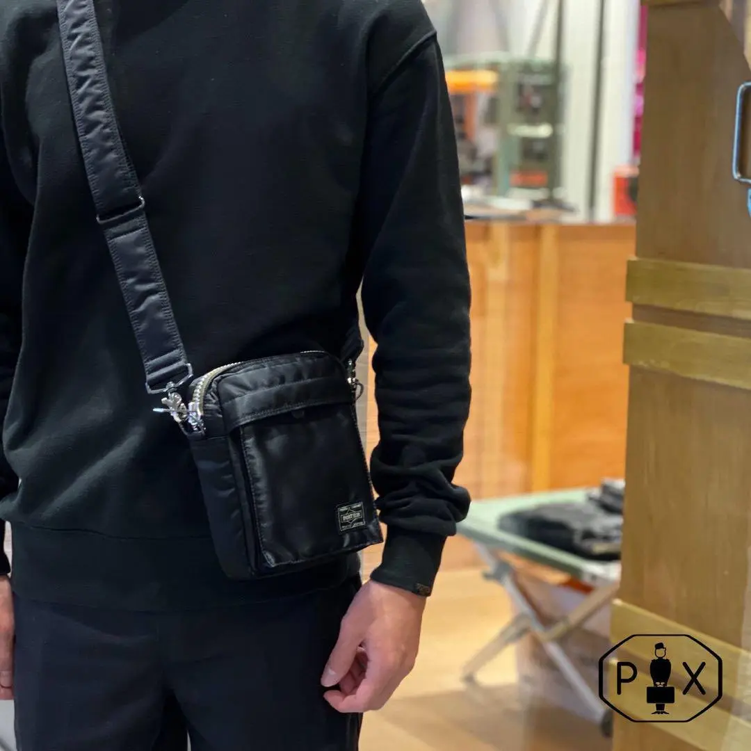 ポーター　PXタンカー　バーティカルショルダーバッグ PX TANKER(PXタンカー) VERTICAL SHOULDER BAG | 吉田カバン