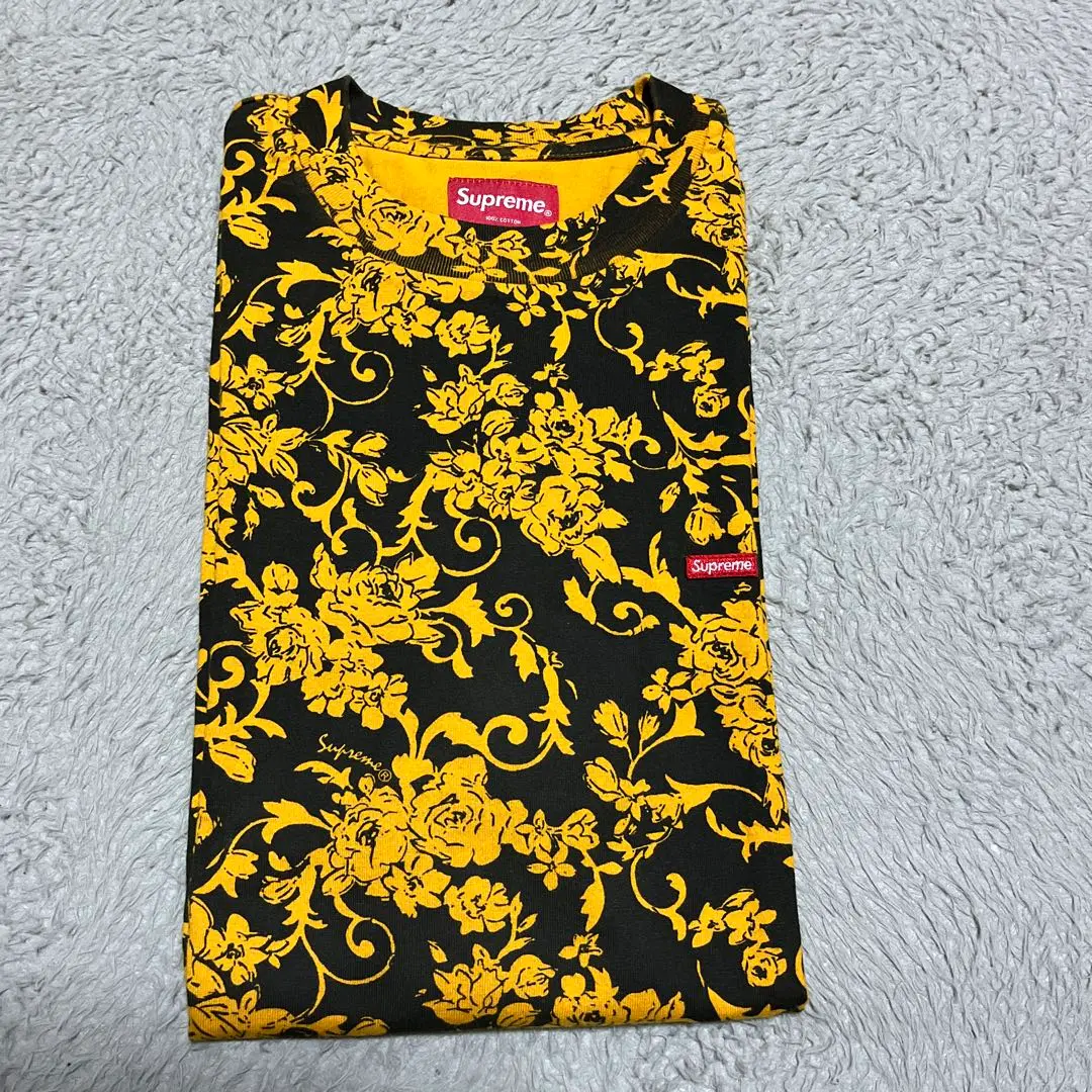 ふく Black Floral Small box TEE Mサイズ 2025年最新】supreme small box tee black floralの人気アイテム