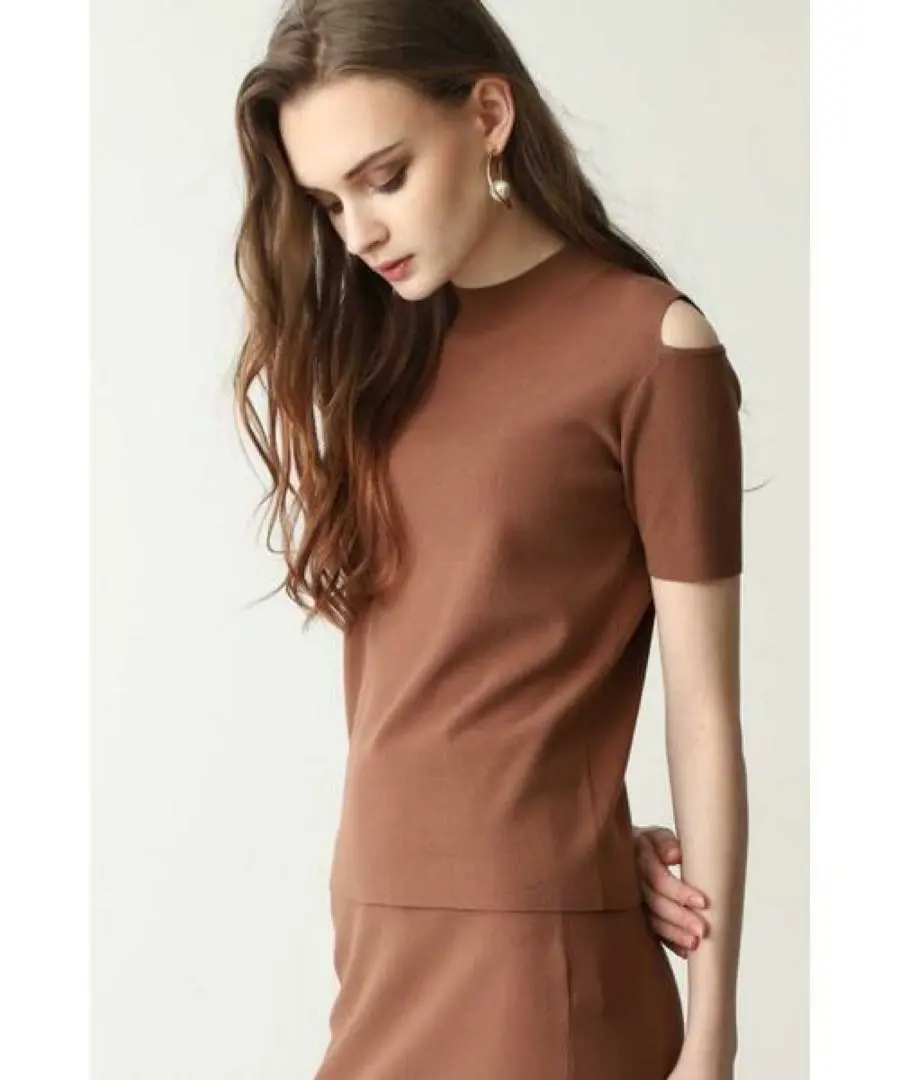 Thumbnail of PINKY&DIANNE / Shoulder Slit Top