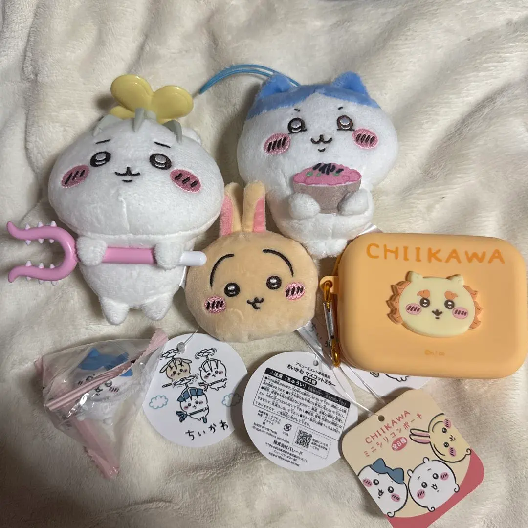 Thumbnail of Chikawa Mascot Pouch Mirror