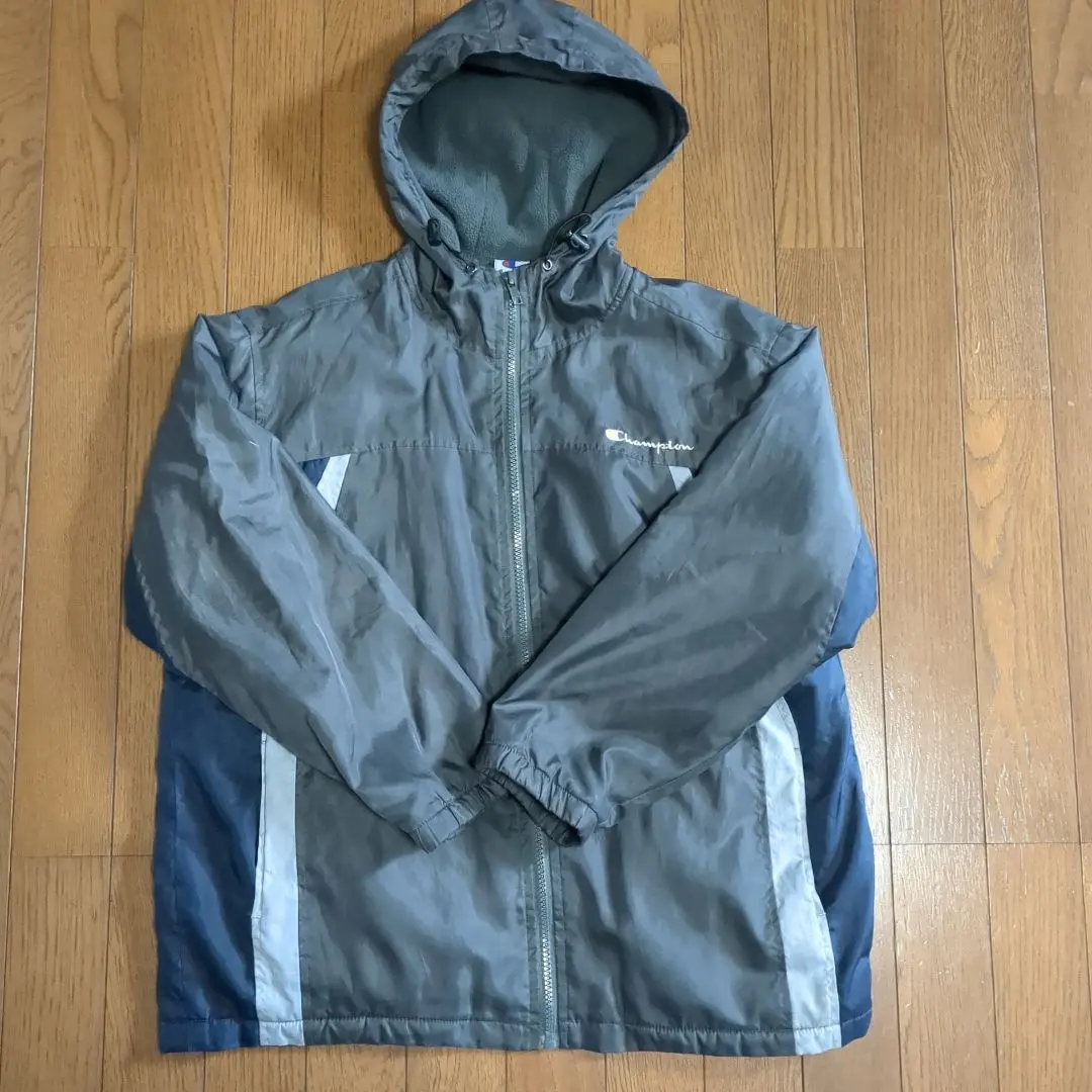 Thumbnail of Champion size 140