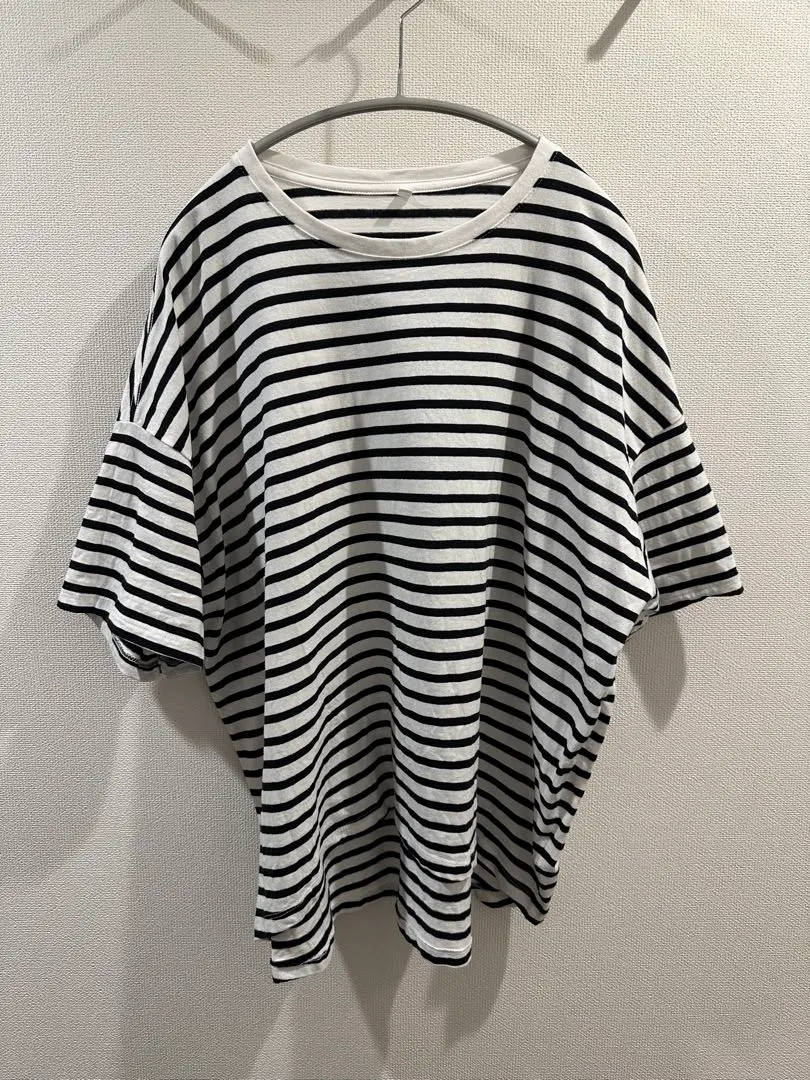 Thumbnail of coca Border Cut-and-Sewn Top, Size L