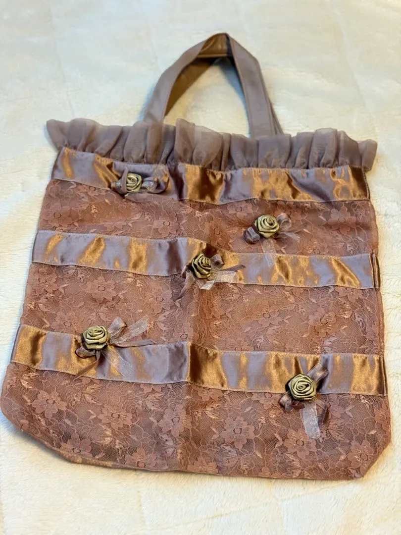 美品 女士 附帶荷葉邊蕾絲手提包 米色 的縮圖