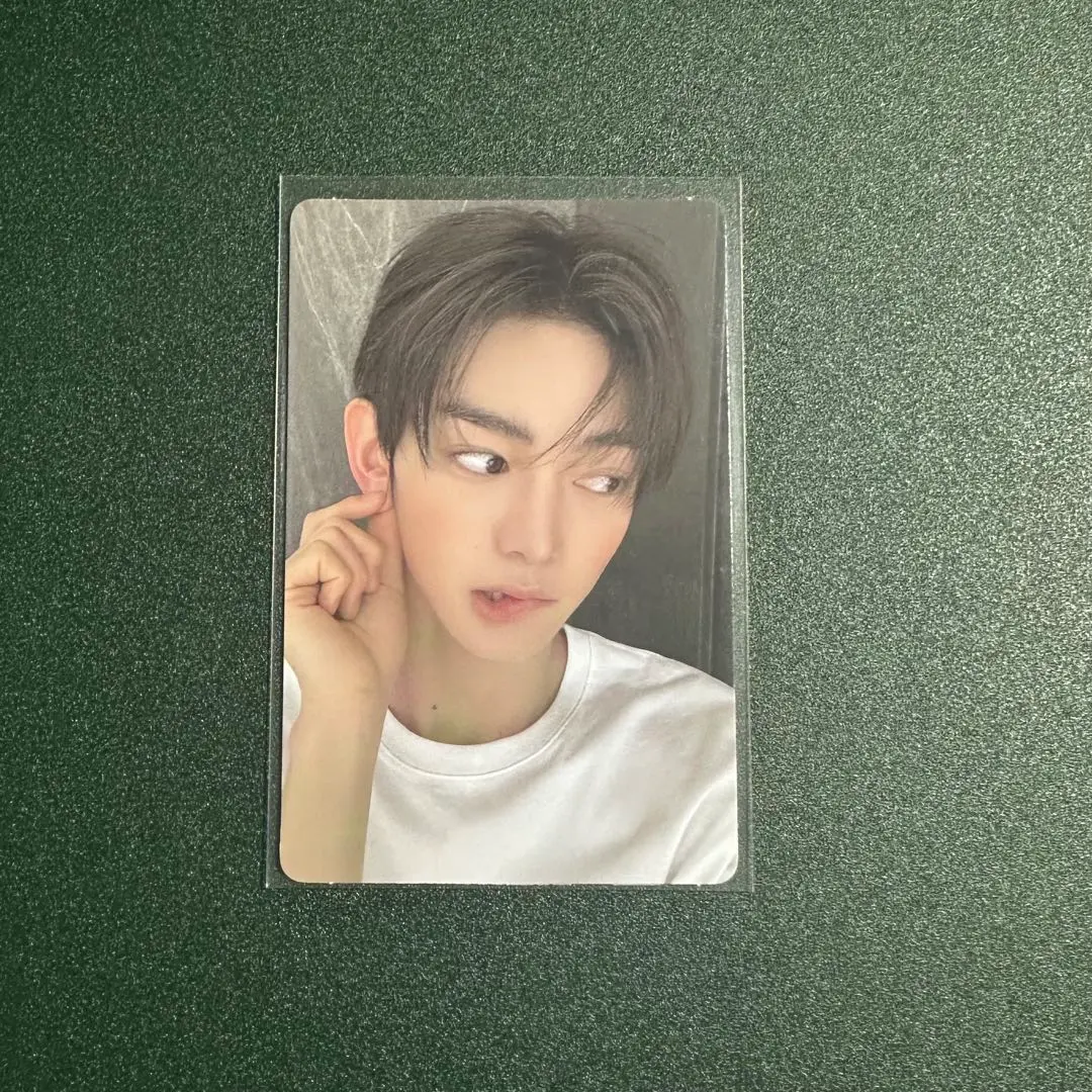 Thumbnail of TWS Hanjin trading card