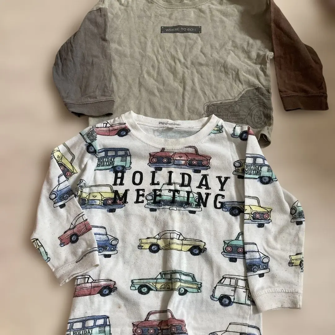 Thumbnail of Long-sleeved car pattern cut-and-sew