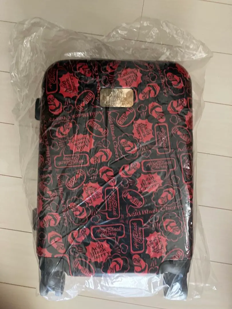 2025年最新】AciD black cherryキャリーケースの人気アイテム - メルカリ