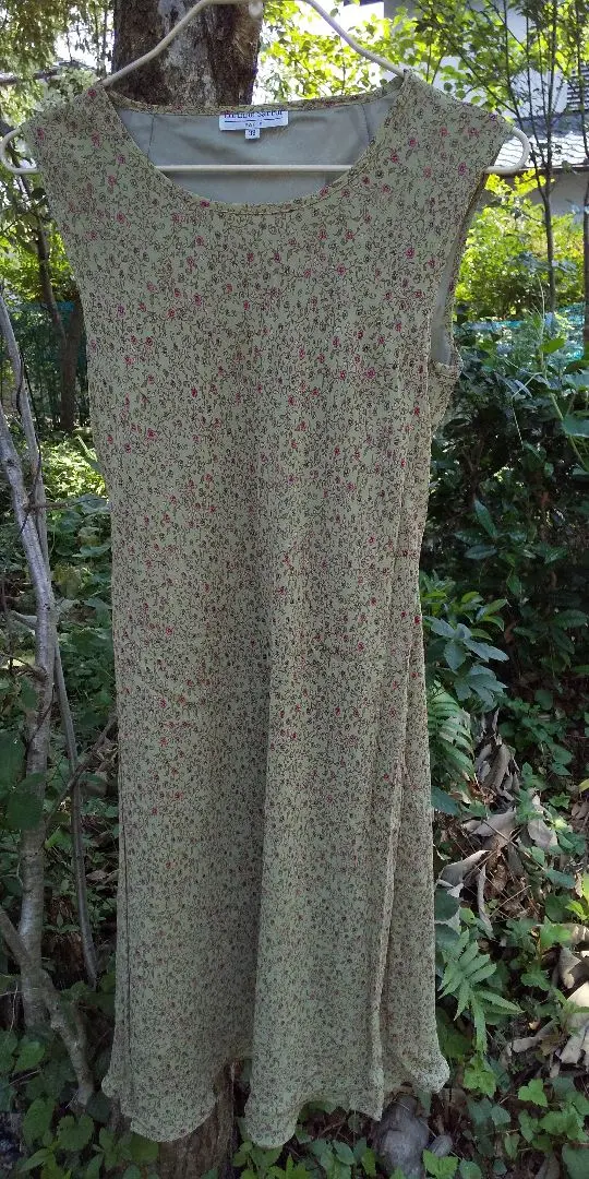 トゥモローランド Corinne Sarrut コリーヌサリュー 花柄ワンピース コリーヌサリュー》ノースリーブ ワンピース【S〜M】ネイビー 花