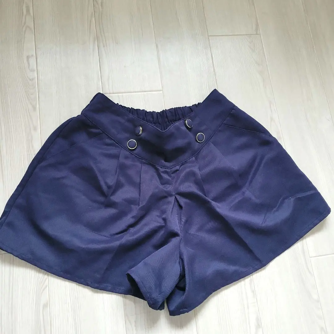 Thumbnail of Women's Shorts Navy Blue L