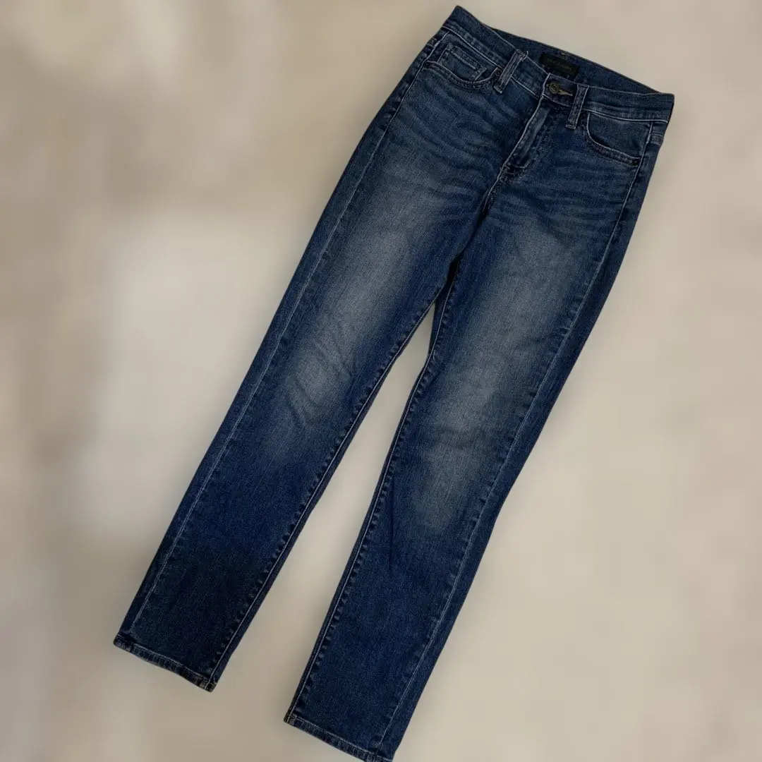 Thumbnail of UNIQLO Ultra Stretch Jeans Skinny Denim 22 (56cm)
