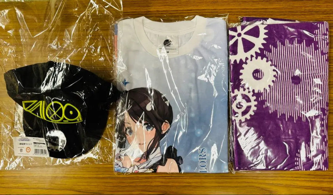 Amazon | アイドルマスター シャイニーカラーズ 三峰結華 Tシャツ | Tシャツ・カットソー 通販