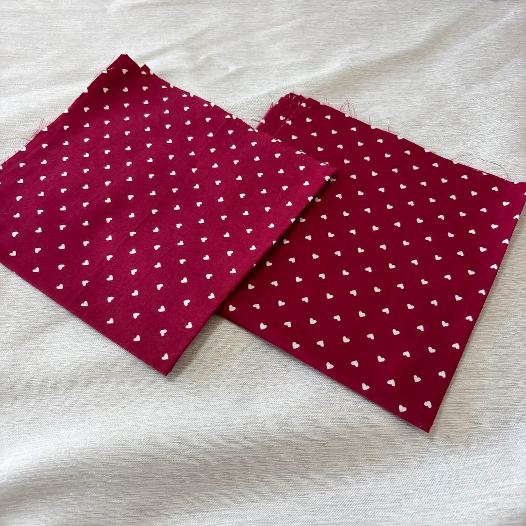 Thumbnail of Wine red heart pattern cotton fabric, set of 2