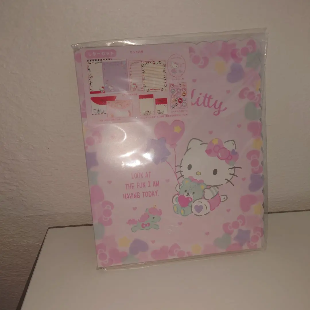 Thumbnail of Hello Kitty Volume Letter Set - Sanrio