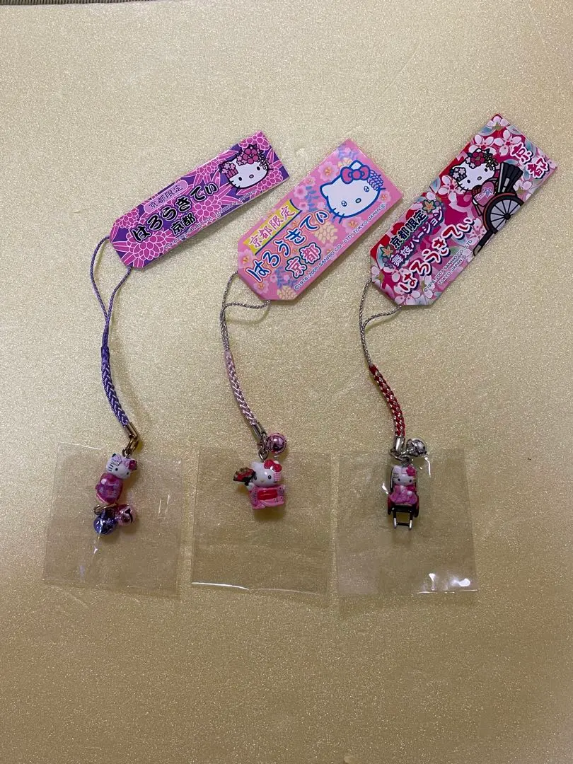 Thumbnail of Rare Local Kitty⭐︎ Kyoto Limited Edition Maiko 3-piece Set Netsuke Strap