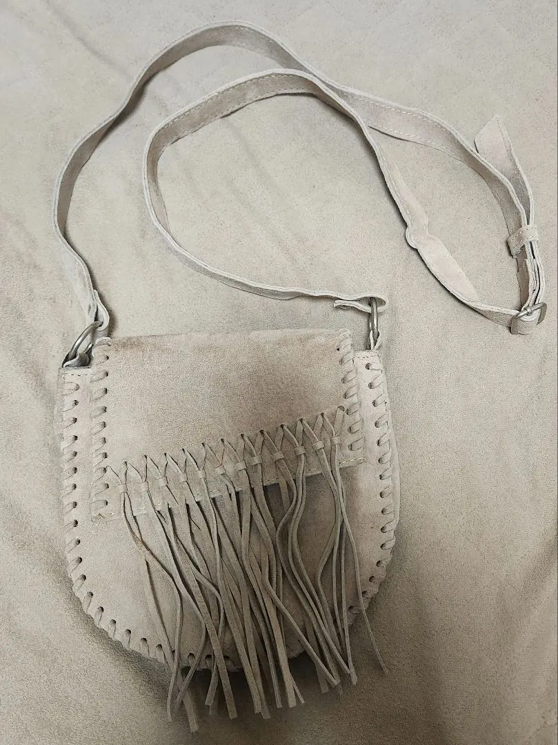 米色麂皮流蘇肩背包 的縮圖