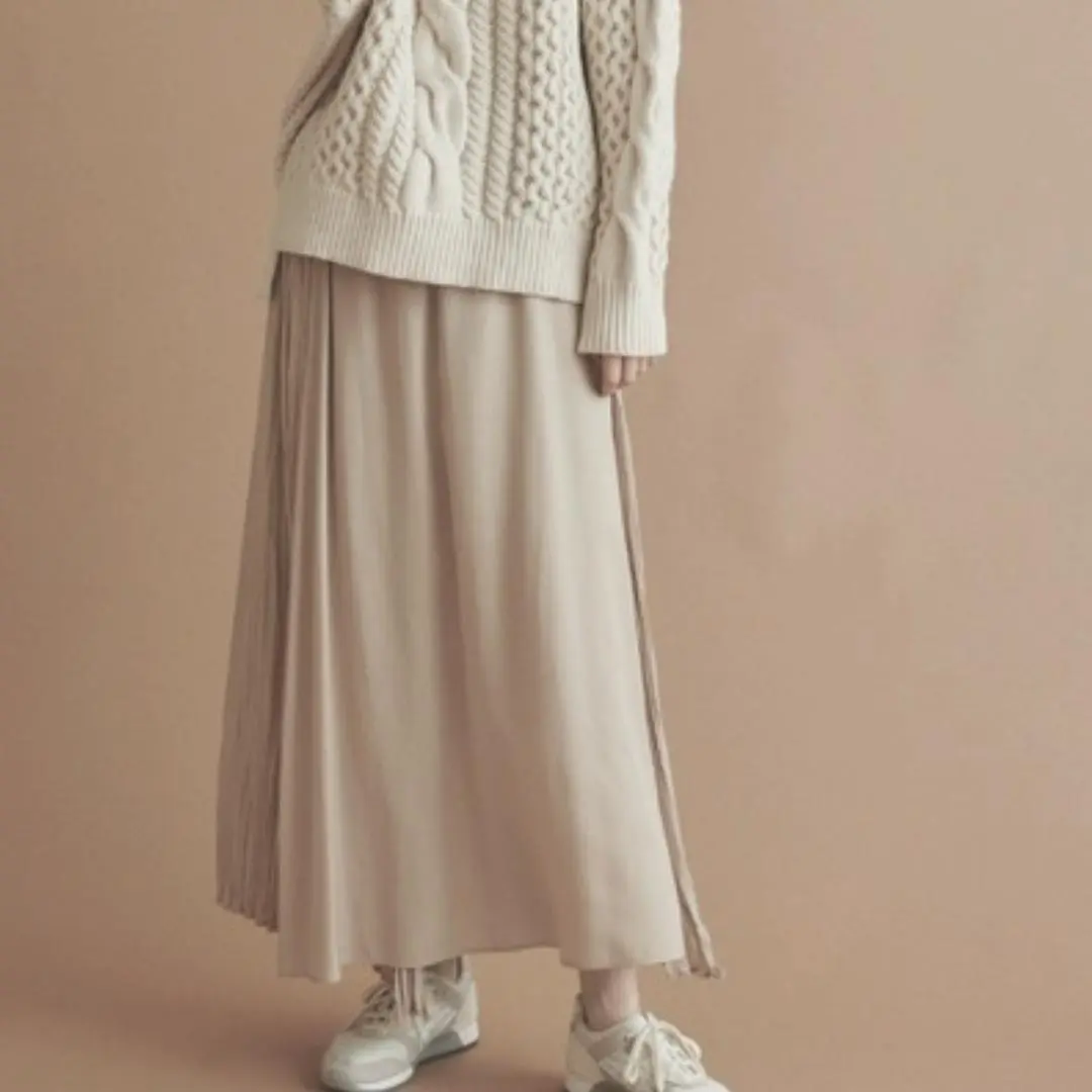 Emmi ロングプリーツスカート 2025年最新】emmi atelier プリーツスカートの人気アイテム