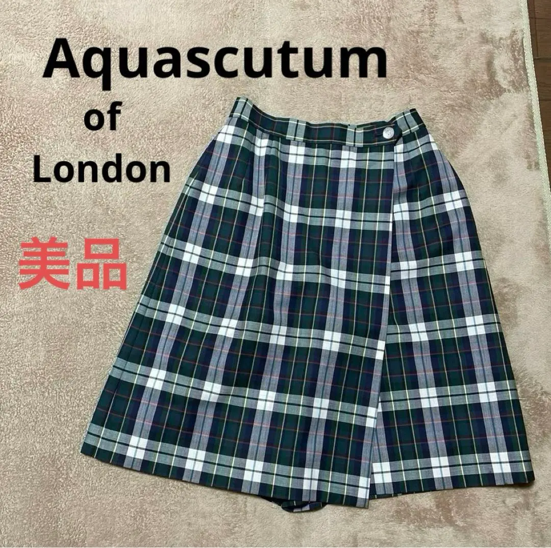 Thumbnail of [Excellent Condition] Aquascutum Culottes Half Pants