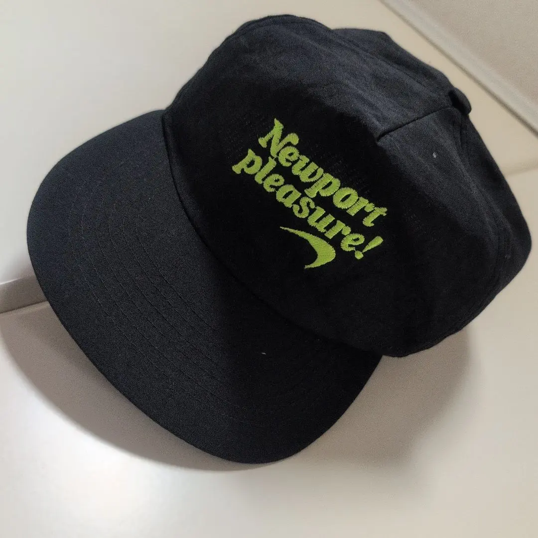 Newport pleasure! ナイロンキャップ 帽子 ヴィンテージ Vintage 90s Newport Pleasure Black Promo Hat SnapBack