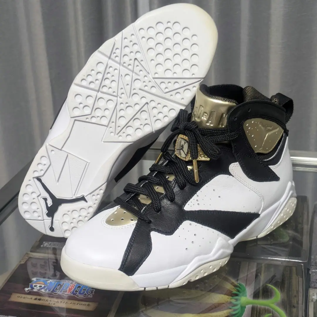 ⚠️週末価格⚠️✨新品未使用✨エアジョーダン7レトロ！ Nike Air Jordan 7 Retro 