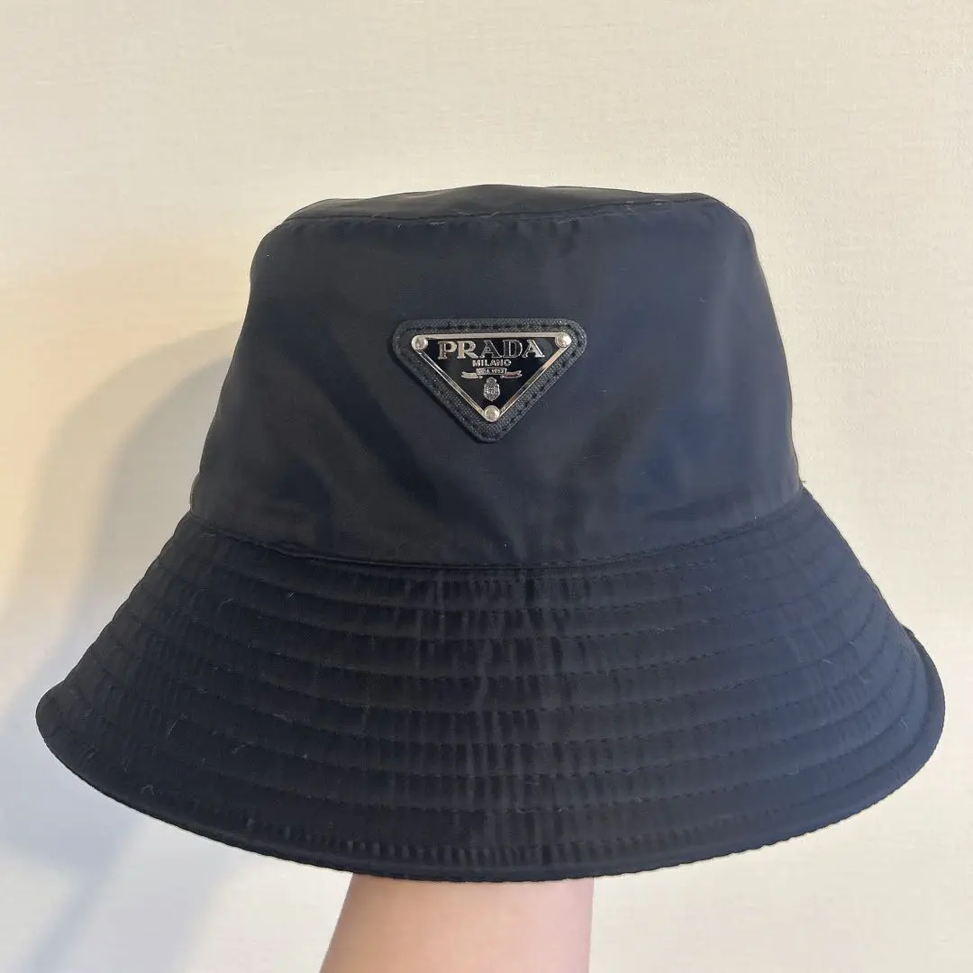 プラダハット　ノベルティ PRADA♡ | 川崎希オフィシャルブログ「のぞふぃす´s