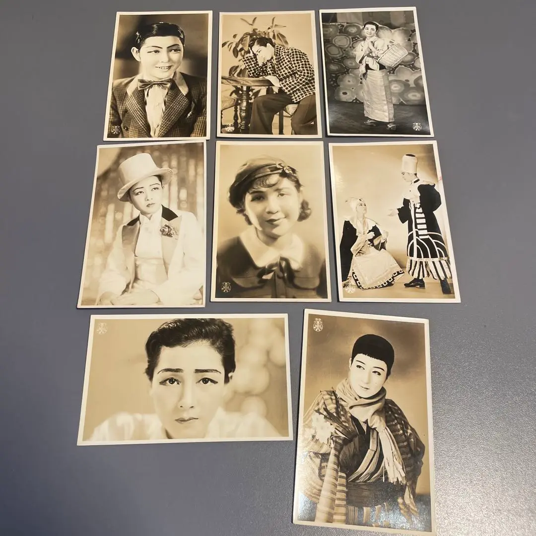 昭和の美人女優@轟夕起子 ペン書きサイン プロマイド写真 宝塚歌劇団 1948年 昭和の美人女優@轟夕起子 ペン書きサイン プロマイド写真 宝塚歌