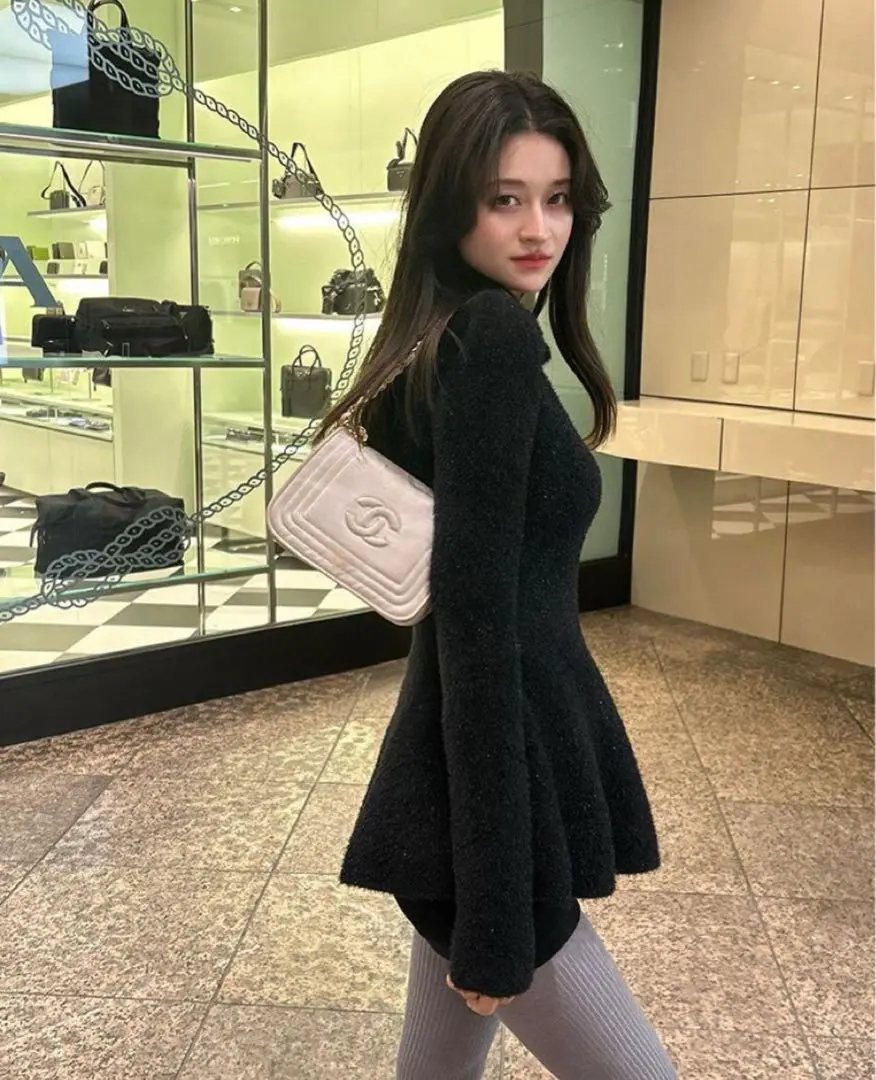 bibiy LISA PEPURAMU KNIT ハーフジップ ペプラム BIBIY. MADE | LISA PEPURAMU KNIT SILVER｜Bibiy.