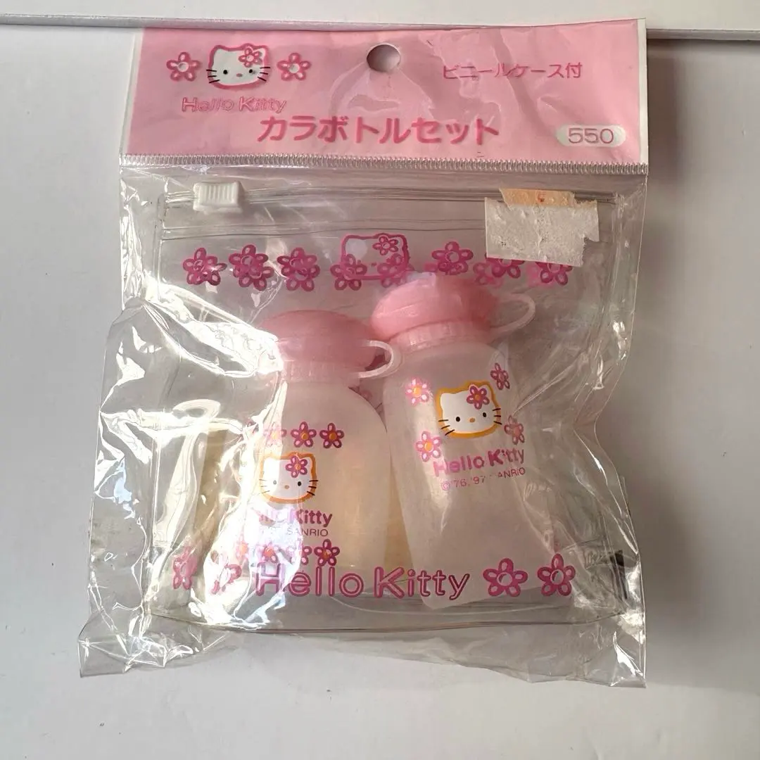 Hello Kitty 卡拉瓶套裝 2個裝 附收納盒 的縮圖