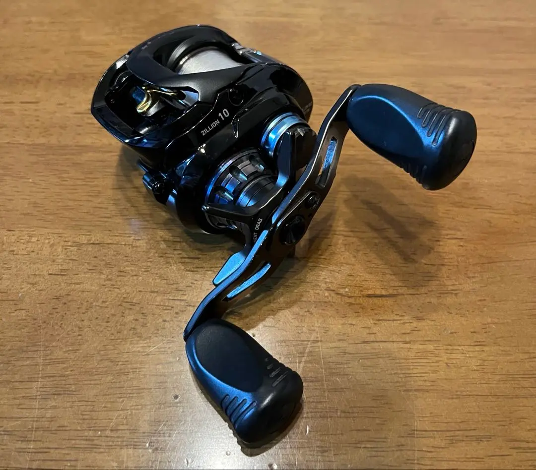 吉里昂10 左 的縮圖