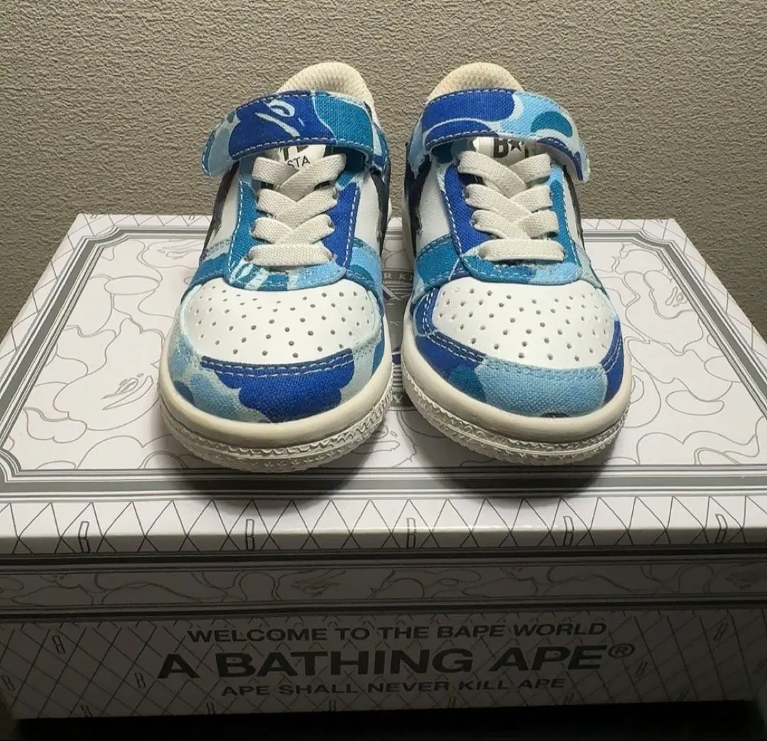 apeキッズスニーカー15cm 2025年最新】A BATHING APE 子供用スニーカーの人気アイテム