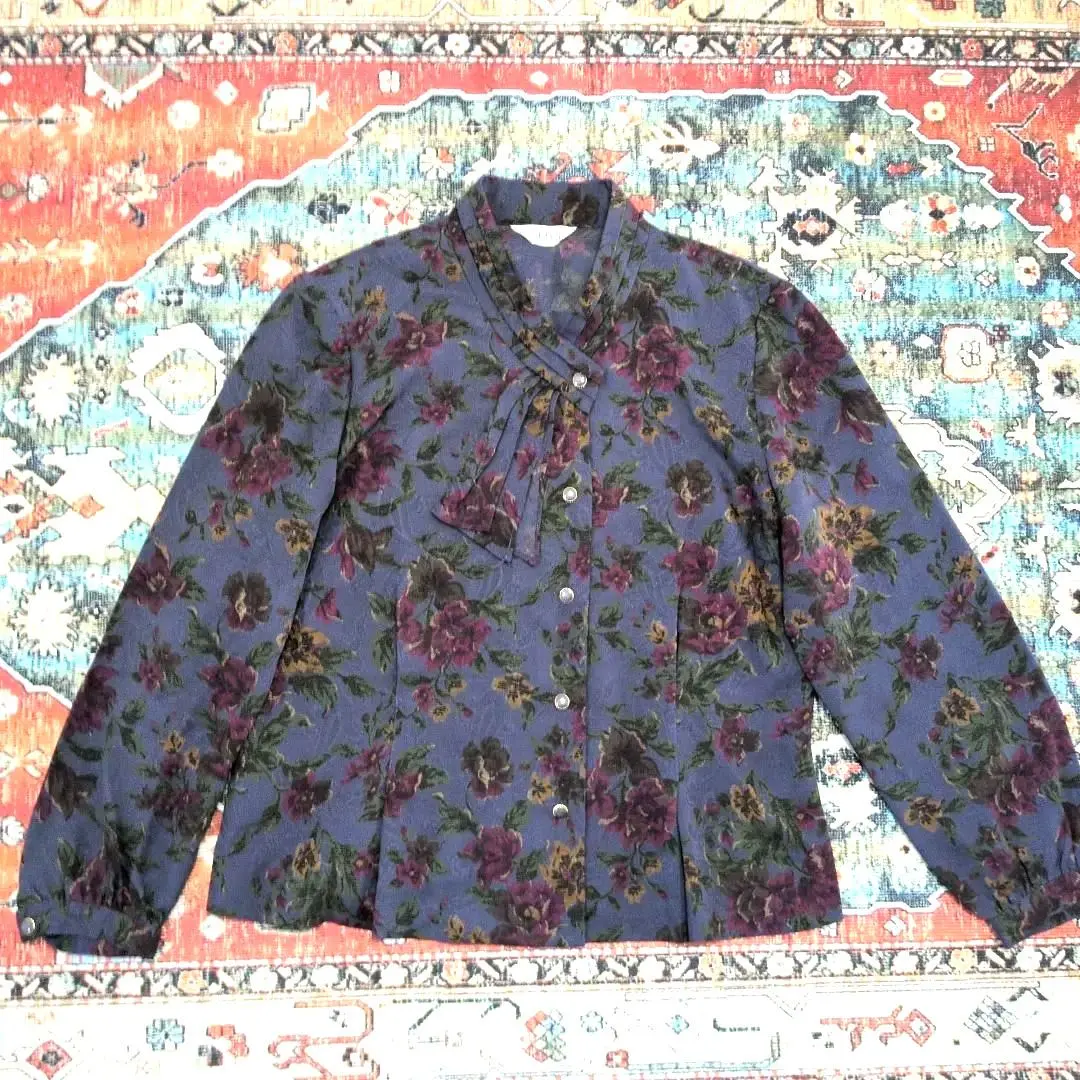 Thumbnail of Vintage Showa Dress Floral No-Collar Blouse, Fits M, Can be Set Up