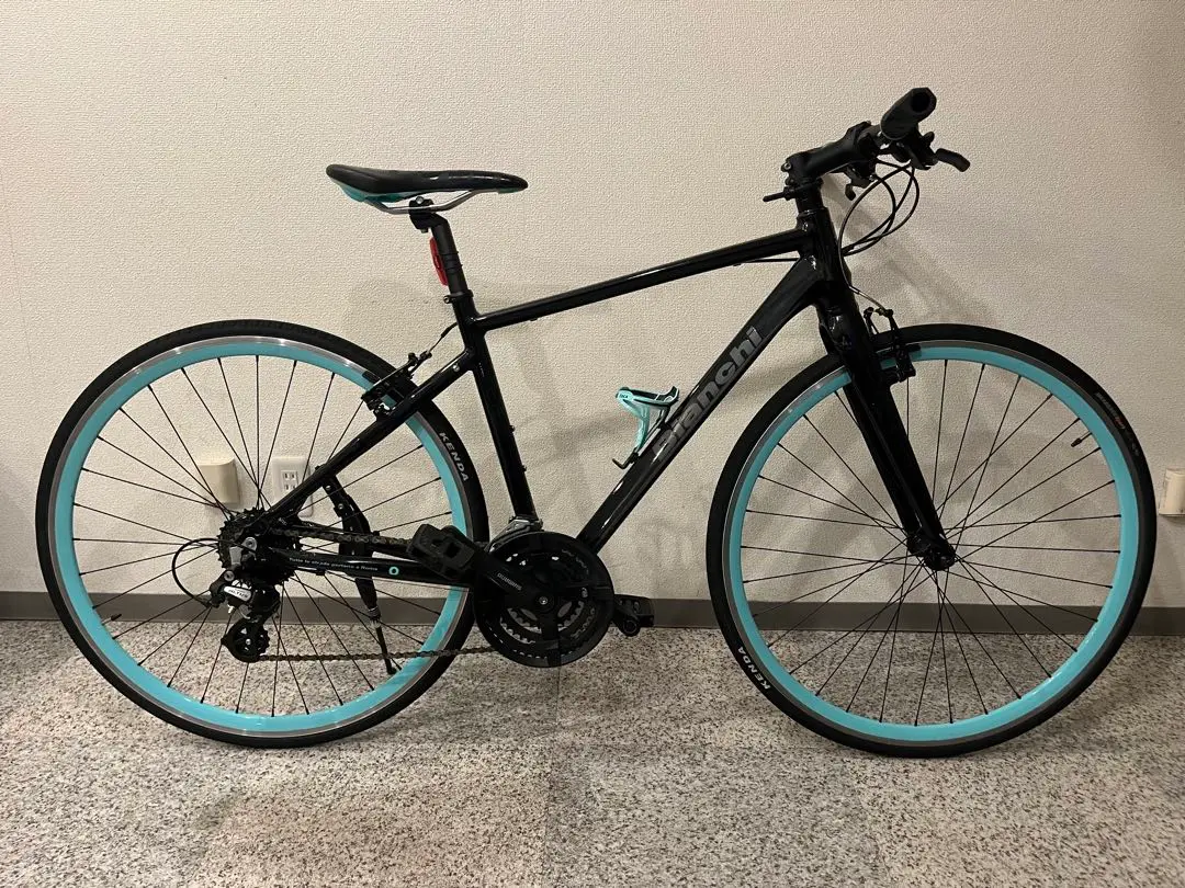【けんいちせ】Bianchi ROMA 4 クロスバイク ブラック アルミ 2025年最新】Bianchi ローマ4の人気アイテム - メルカリ