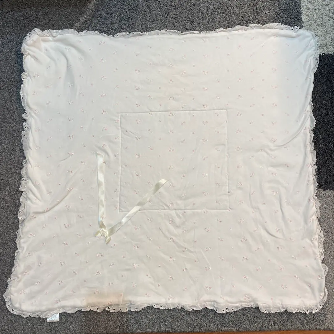 Thumbnail of Floral Embroidered Blanket / Swaddling Blanket