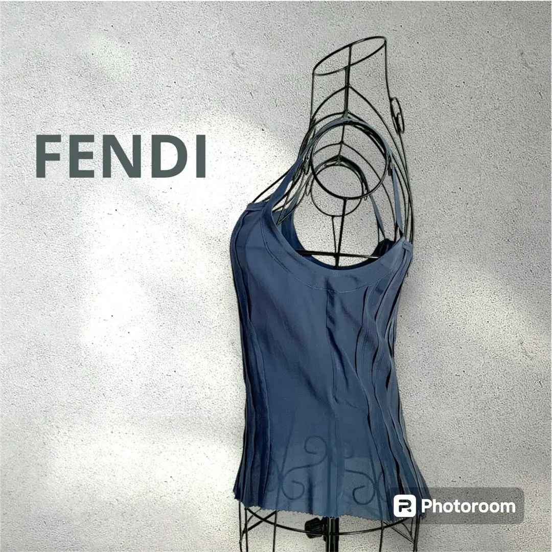 FENDI レディース タンクトップ キャミソール FENDI（タンクトップ）のフリマアイテム一覧