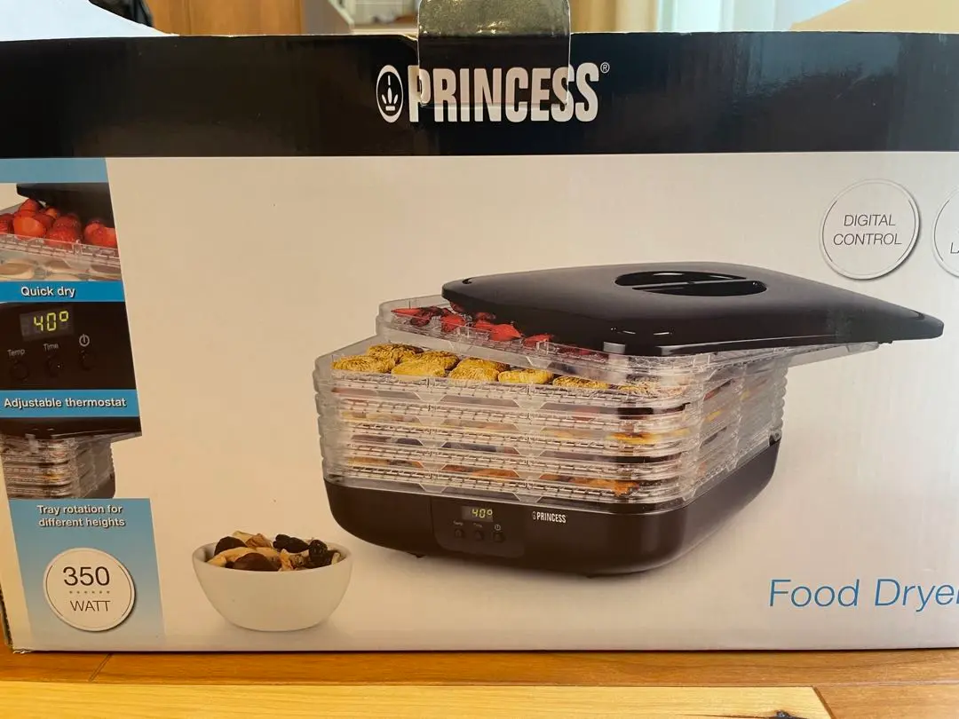 【新品未使用】PRINCESS フードドライヤー（深型トレイ付き） Amazon.co.jp: PRINCESS フードドライヤー タイマー付き 食品