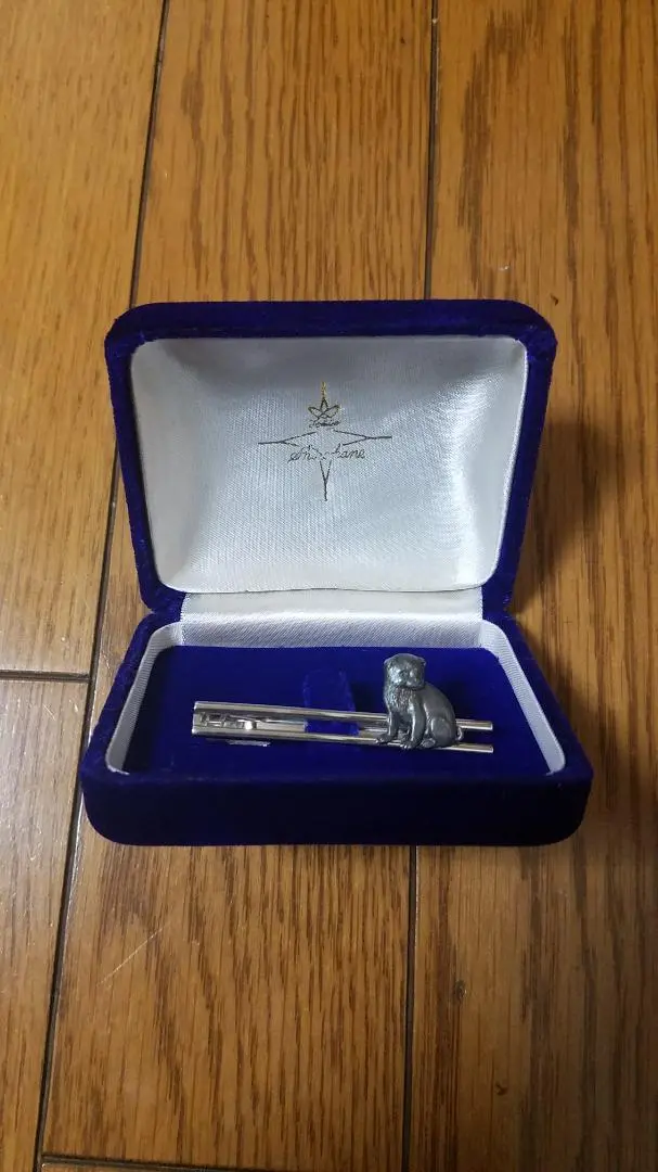 サクラチトセオー　18金　タイピン　田畑一作氏デザイン サクラチトセオー18金タイピン田畑一作氏デザイン