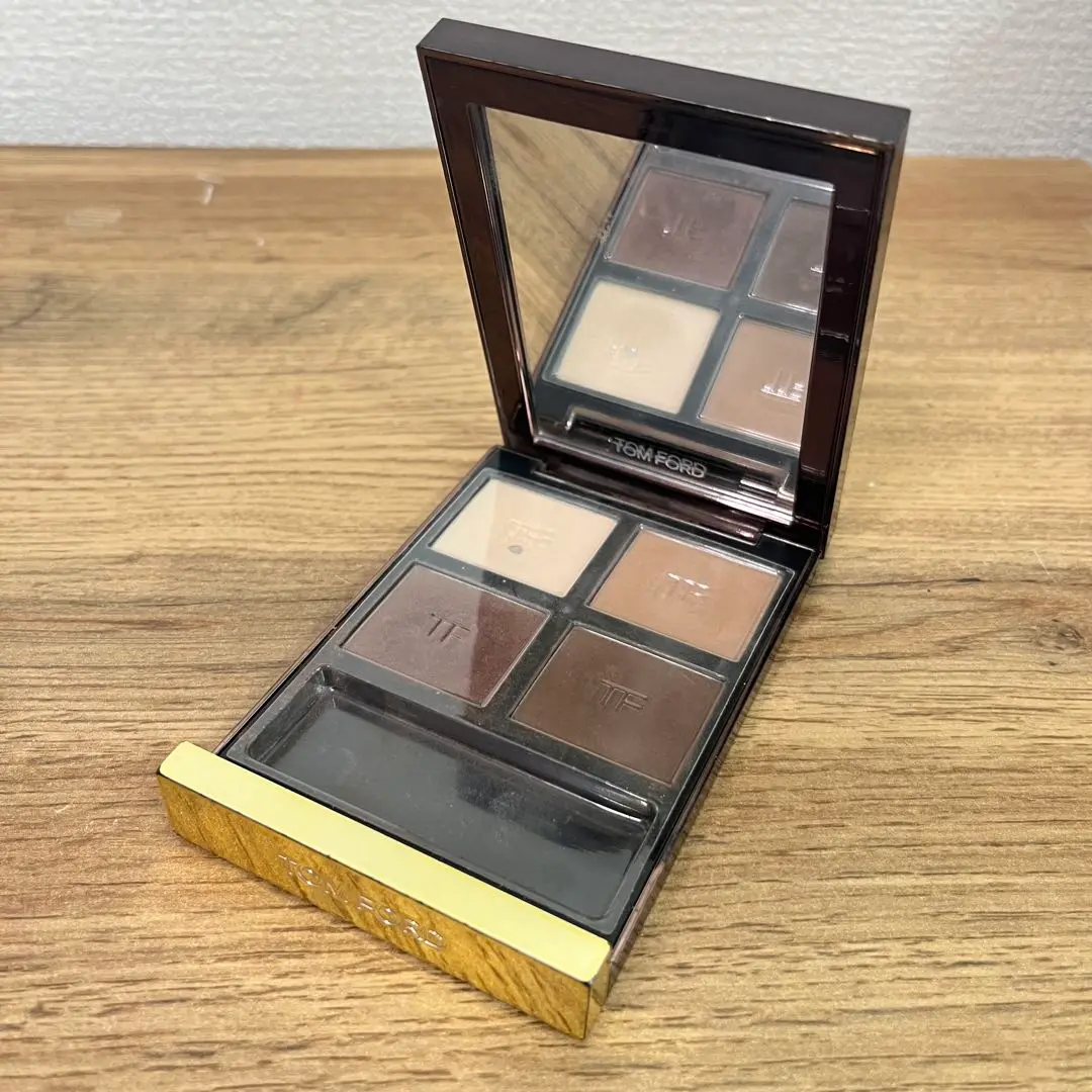 【未使用品】　TOM FORD アイ カラー クォード 03 ココア ミラージュ アイ カラー クォード 03 ココア ミラージュ / TOM FORD BEAUTY