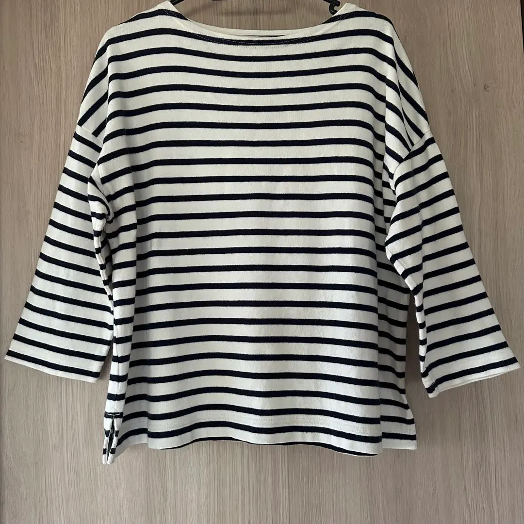 Thumbnail of MUJI (Mujirushi Ryohin) Drop Shoulder White x Navy Border Cut and Sewn Top 3/4 Sleeves M-L